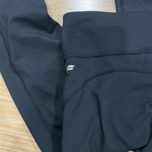 Fabletics leggings - Picture 2 of 3